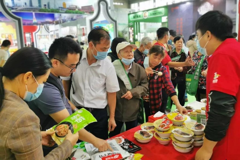 聪厨参展湖南食餐会暨良之隆食材节成果丰硕